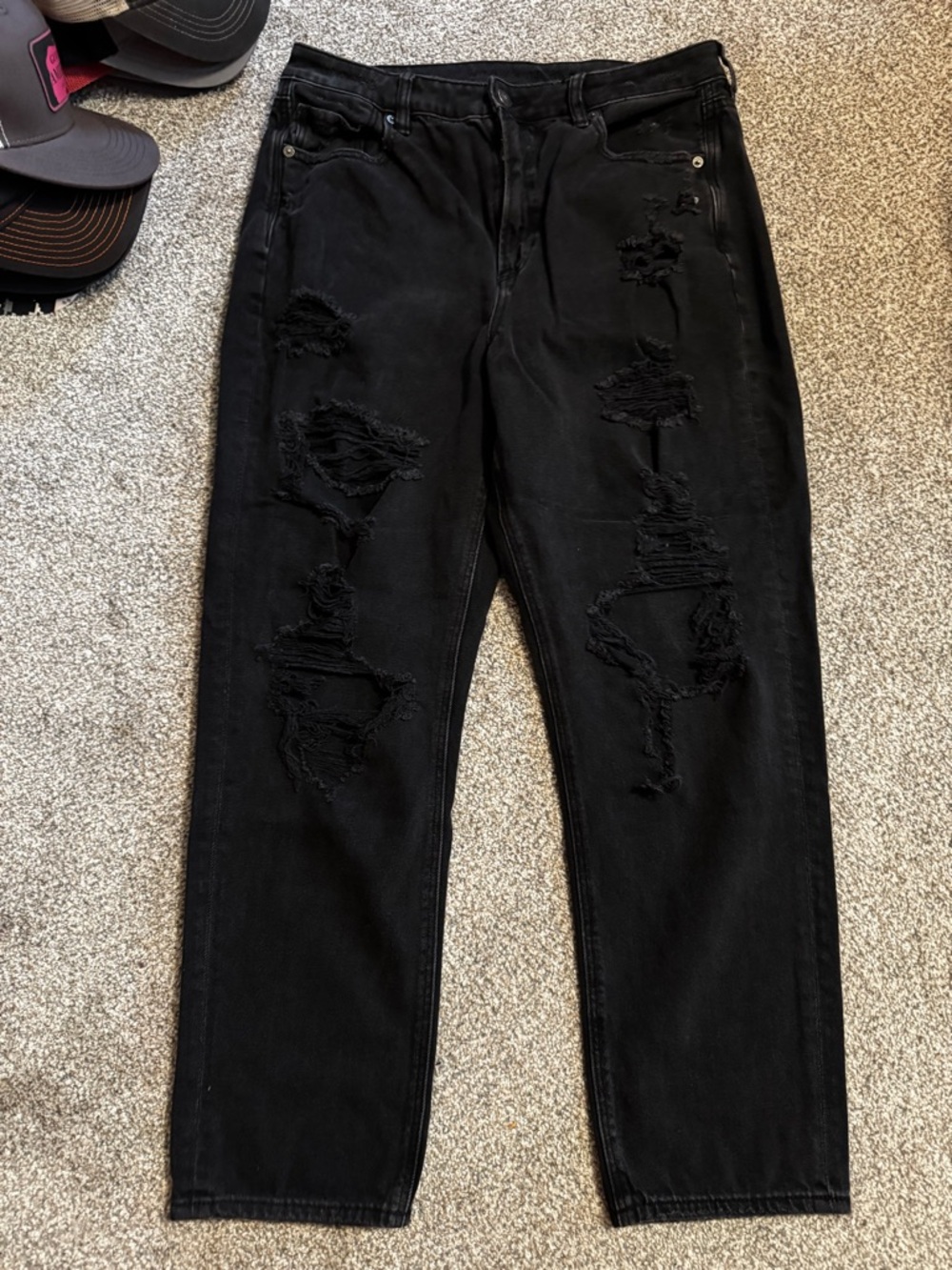 Women’s AE Black Distressed Mom Jeans